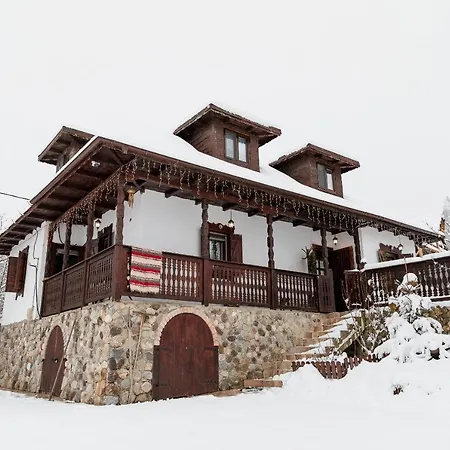 Casa Cu Cerdac Nucsoara (Arges)